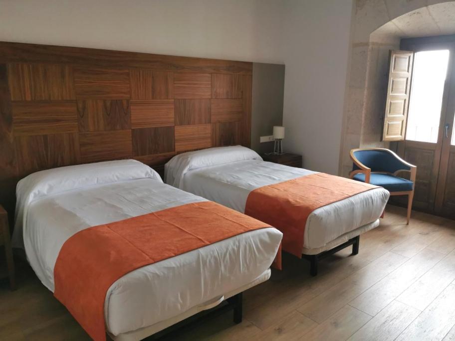 Hotel Hospederia Monasterio De La Vid à La Vid y Barrios Extérieur photo